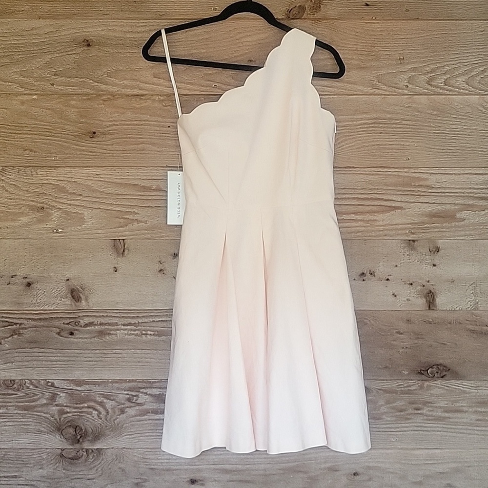 Weddington Way Size 2 One Shoulder Scalloped Champagne Dress Sample NWT